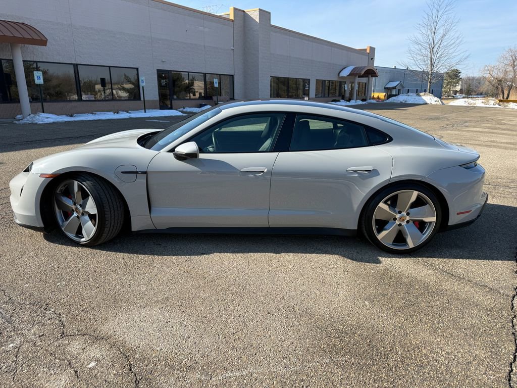 Used 2021 Porsche Taycan 4S image 8
