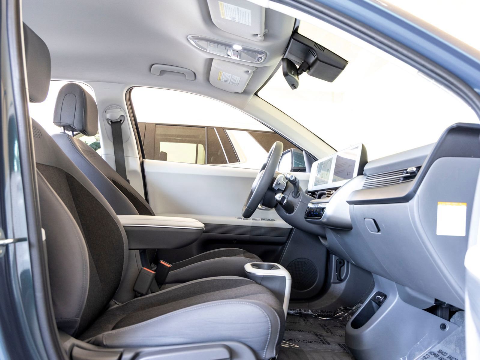 Used 2024 Hyundai Ioniq 5 SEL RWD image 27