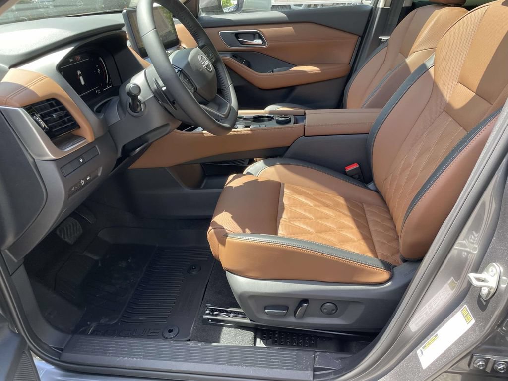 New 2026 Nissan Rogue Platinum AWD/4WD image 18