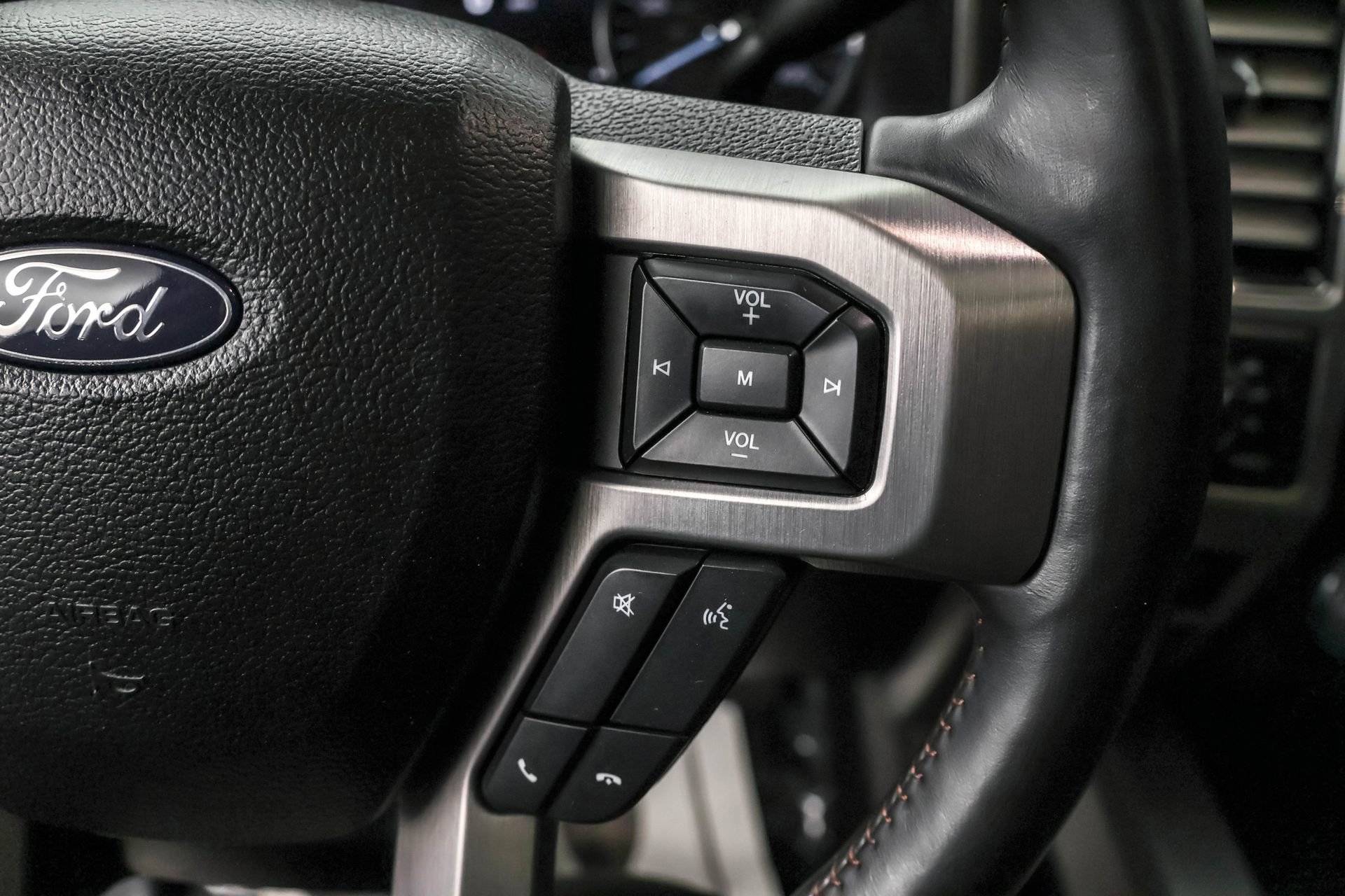 Used 2020 Ford F250 Platinum w/ Tremor Off-Road Package image 27