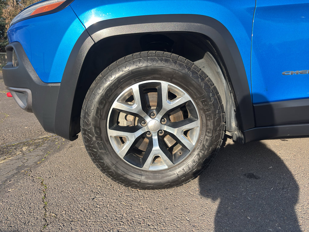 Used 2018 Jeep Cherokee Trailhawk w/ Comfort/Convenience Group image 6