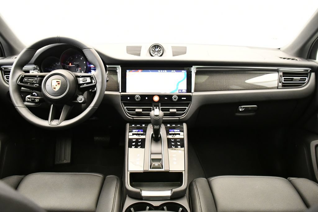 Certified 2026 Porsche Macan Turbo AWD/4WD image 22