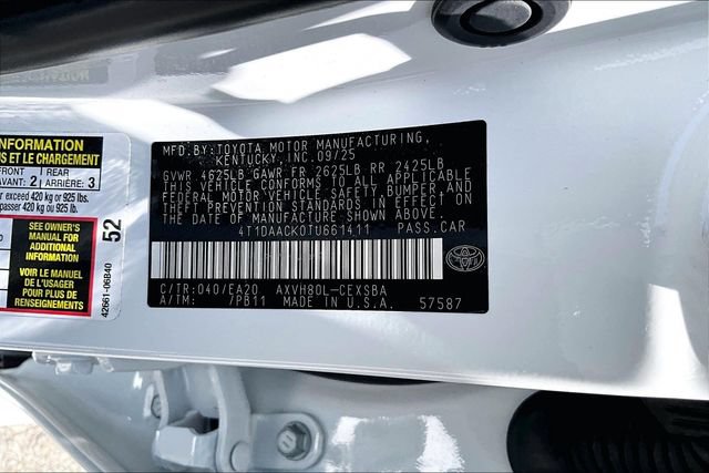 Used 2026 Toyota Camry SE FWD image 28