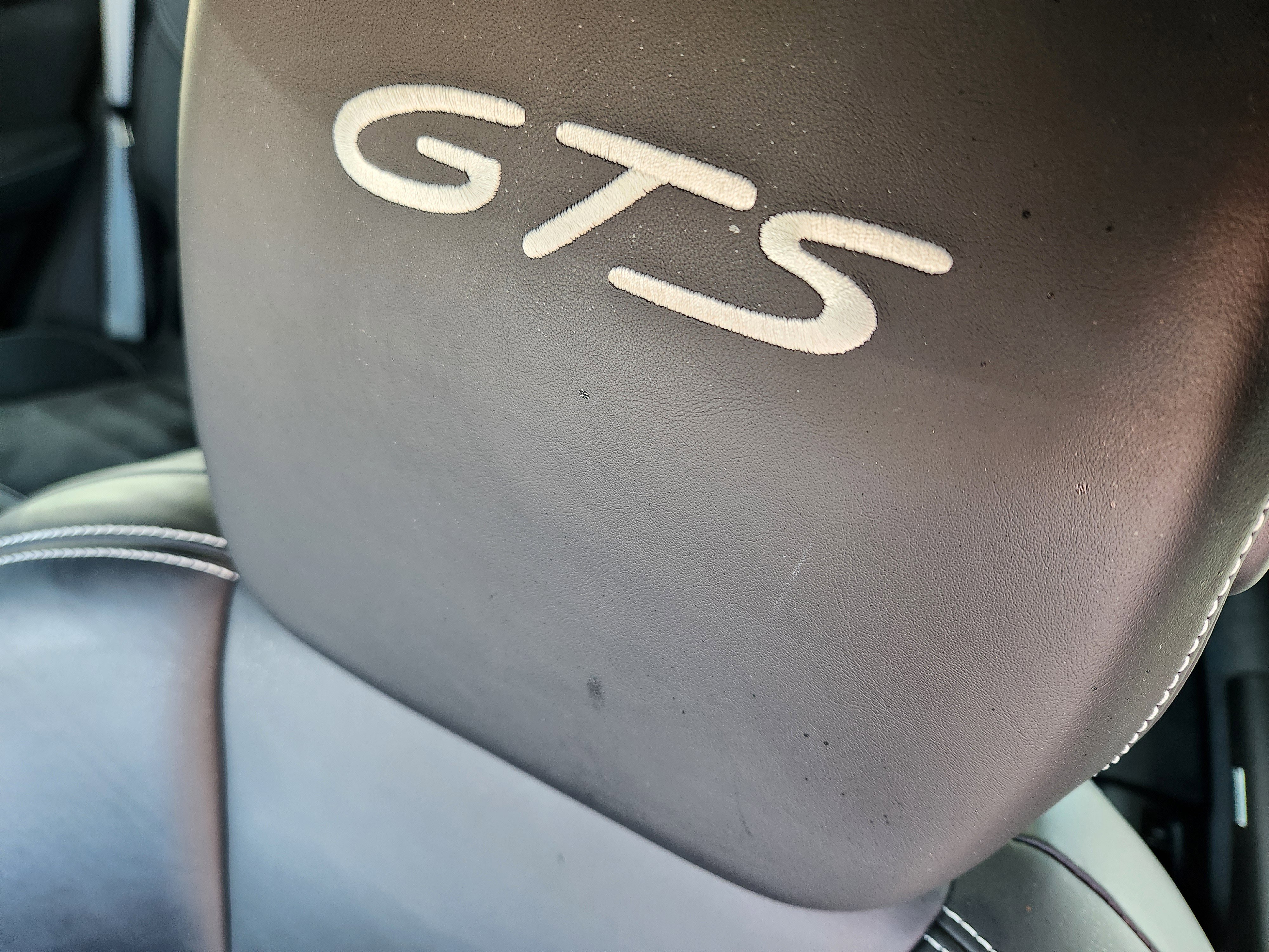 Used 2016 Porsche Cayenne GTS image 14