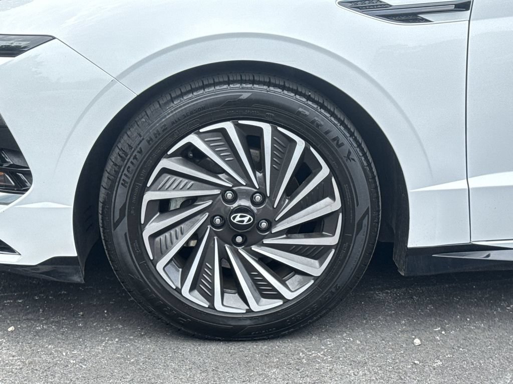 Used 2025 Hyundai Sonata SEL FWD image 18
