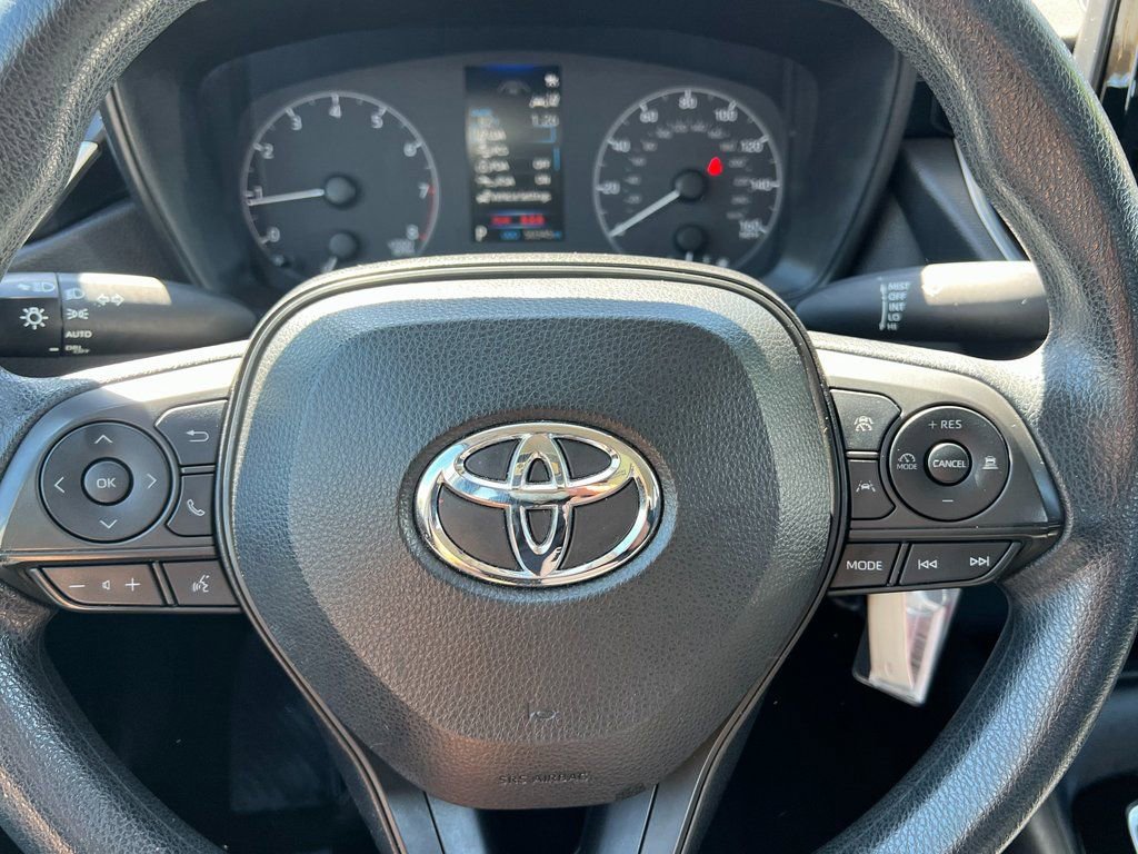 Used 2023 Toyota Corolla LE image 20