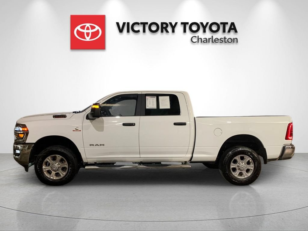 Used 2025 RAM 3500 Big Horn AWD/4WD image 2