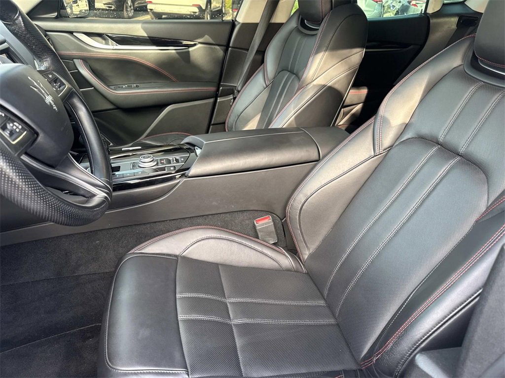 Used 2018 Maserati Levante S GranSport image 21