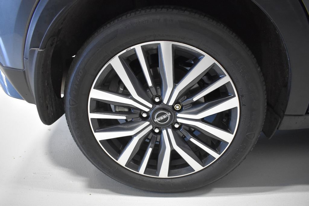 Certified 2022 Nissan Kicks SV FWD image 10