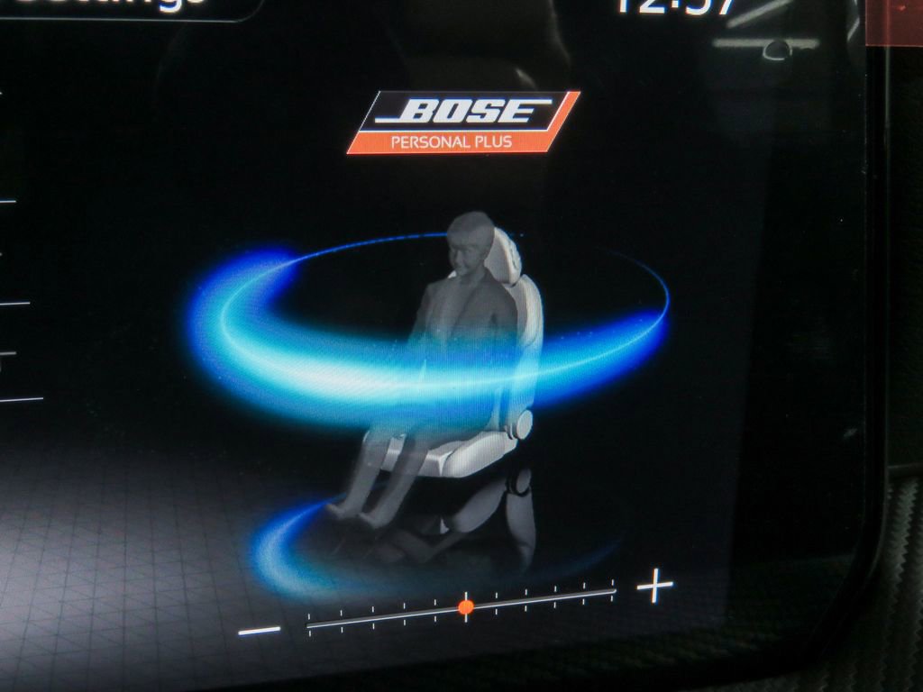 Certified 2025 Nissan Kicks SR w/ SR Premium Package AWD/4WD image 26