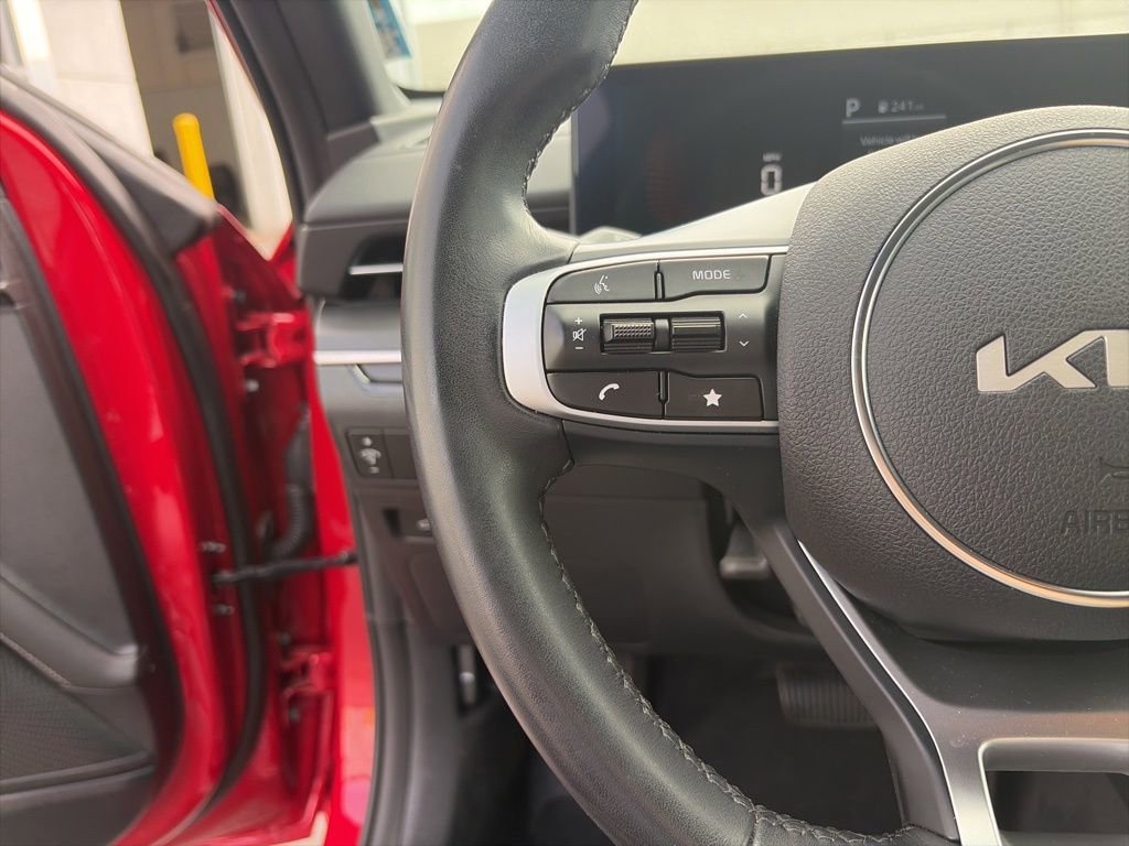 Used 2025 Kia K5 GT-Line image 17