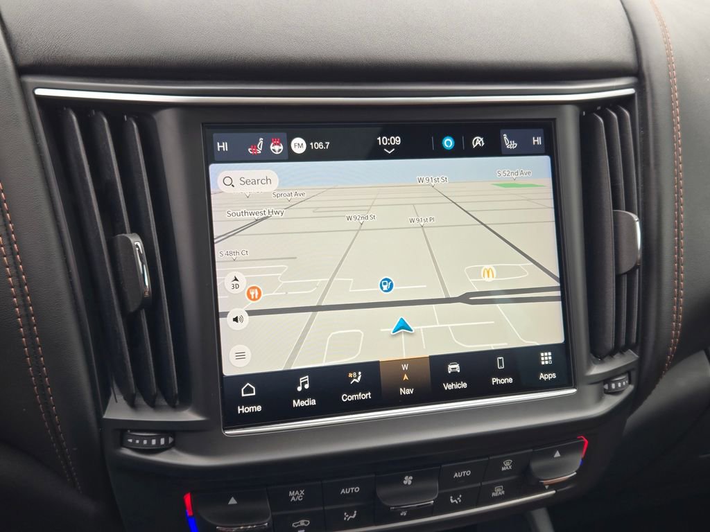 Used 2021 Maserati Levante GranLusso image 40
