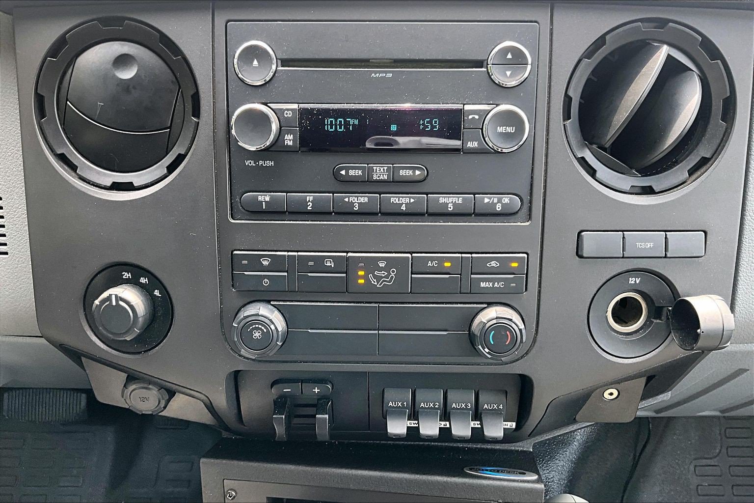 Used 2014 Ford F450 XL w/ Power Equipment Group AWD/4WD image 22