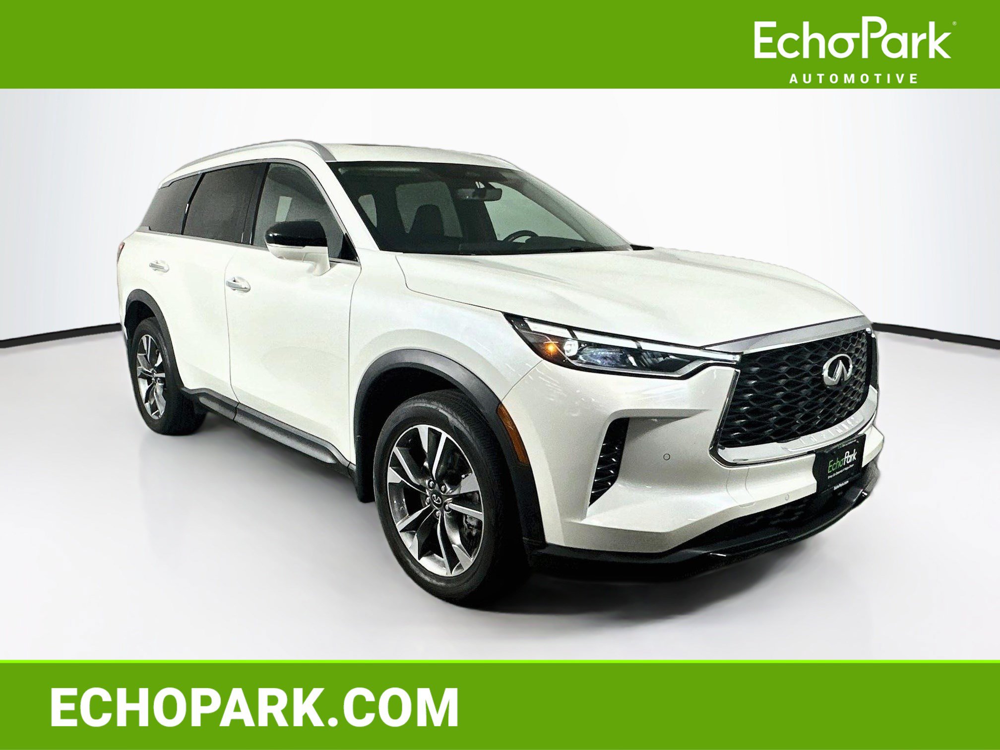 Used 2023 INFINITI QX60 Luxe AWD/4WD image 1
