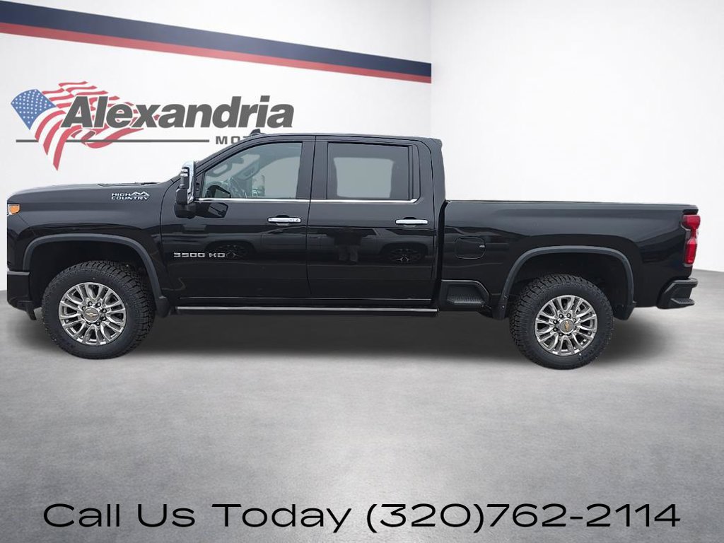 Used 2022 Chevrolet Silverado 3500 High Country w/ Safety Package II AWD/4WD image 13