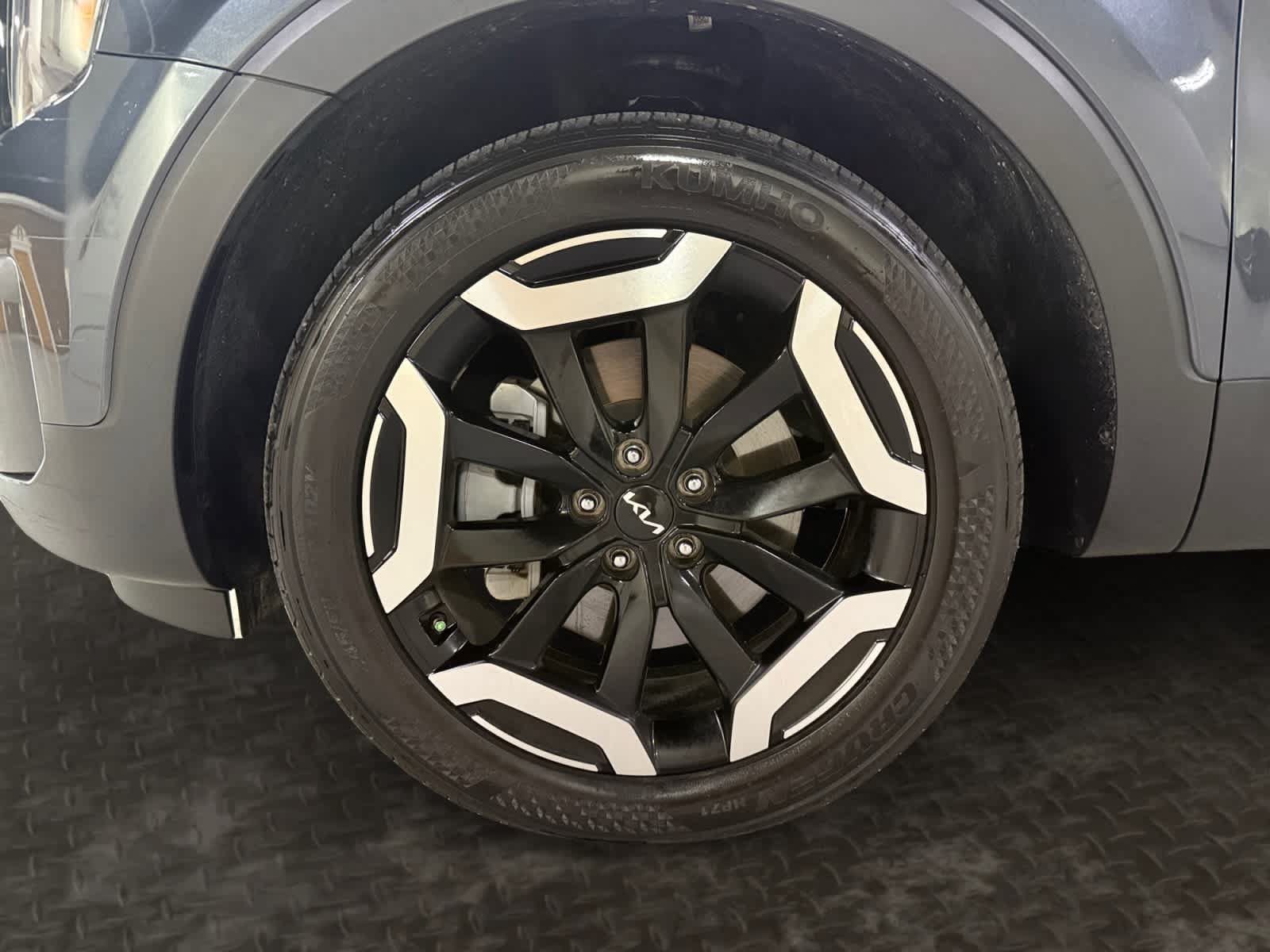 Used 2024 Kia Telluride S w/ S Sunroof Package FWD image 21