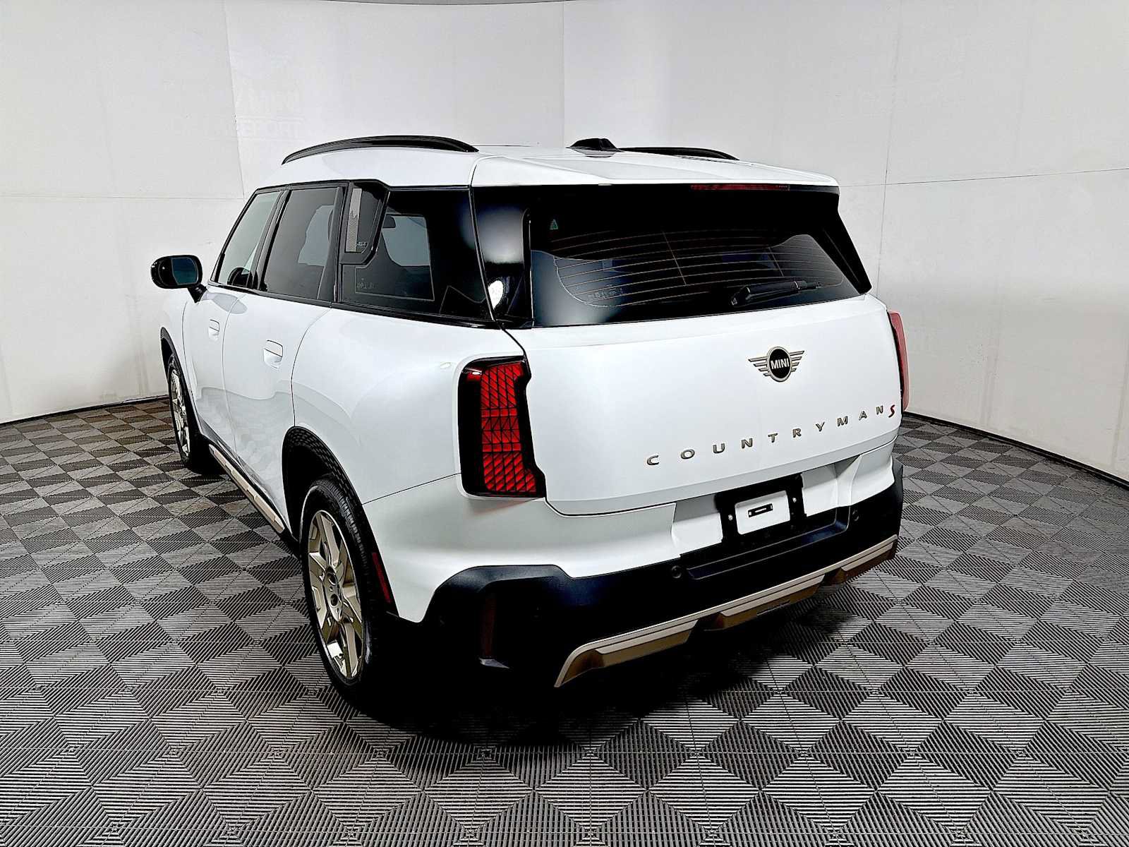 Used 2025 MINI Cooper Countryman S AWD/4WD image 5
