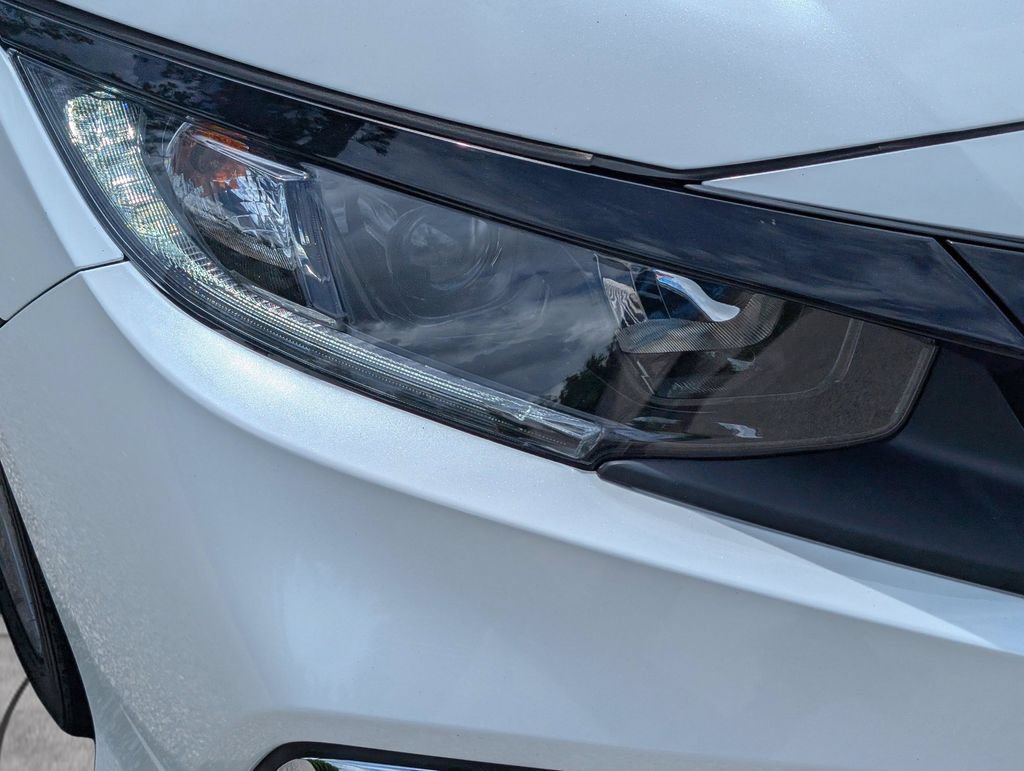 Used 2019 Honda Civic EX-L image 9