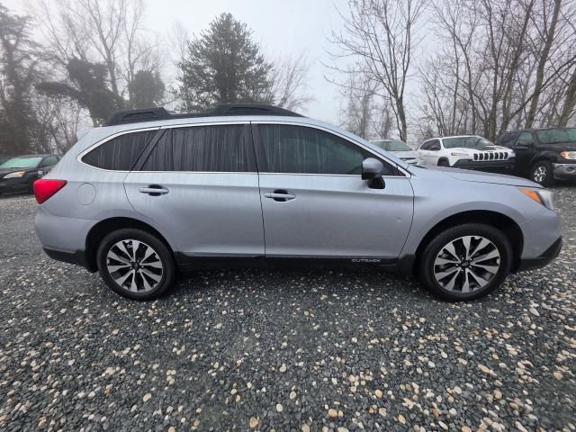 Used 2017 Subaru Outback 2.5i Limited image 4