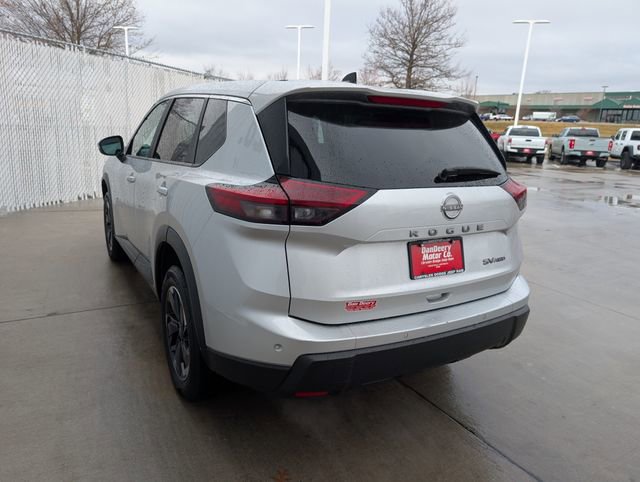 Used 2024 Nissan Rogue SV image 21
