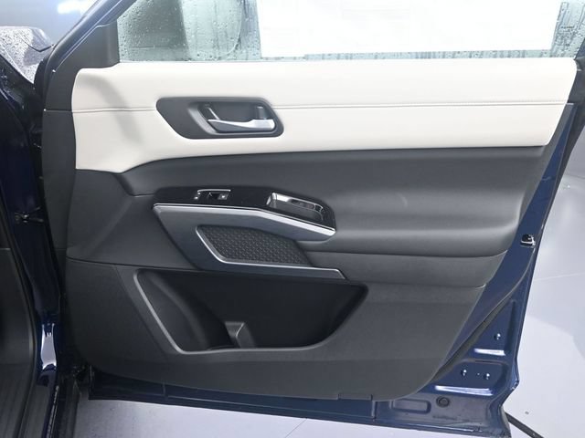 New 2026 Nissan Pathfinder SL FWD image 33