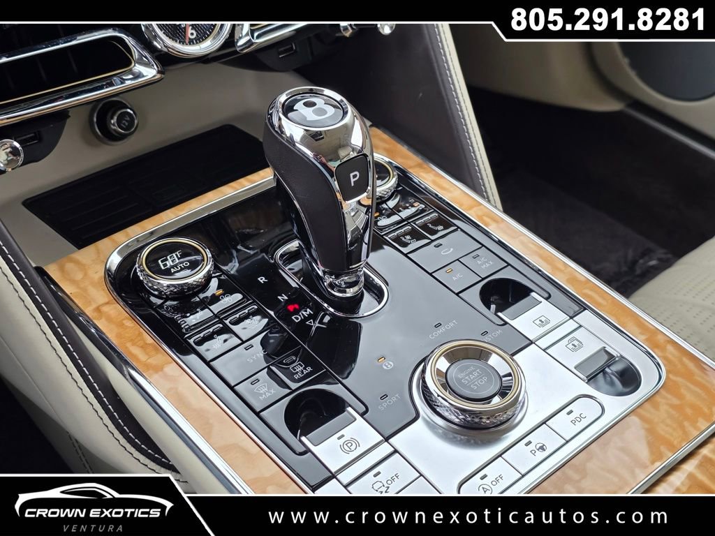 Used 2020 Bentley Flying Spur W12 image 33