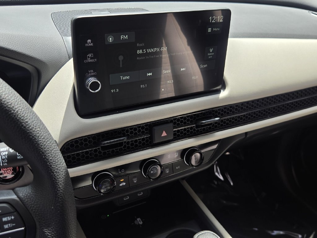 Certified 2027 Honda HR-V LX image 20
