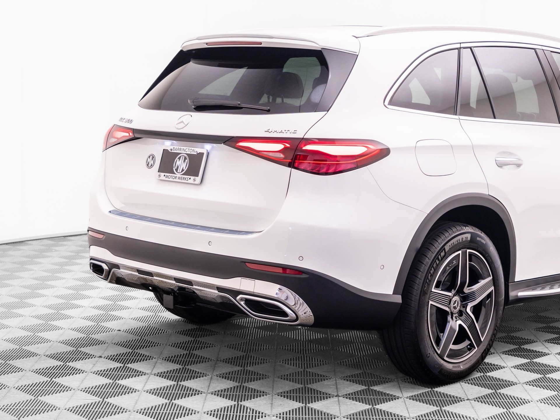 New 2027 Mercedes-Benz GLC 300 4MATIC image 40