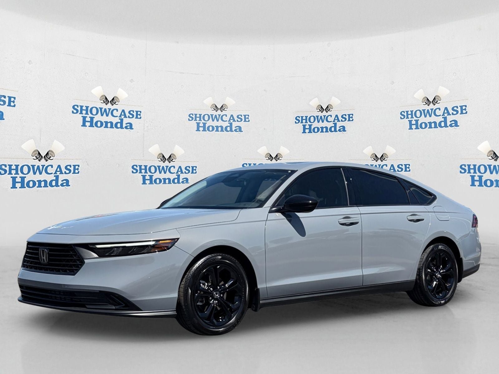 Certified 2025 Honda Accord SE image 2