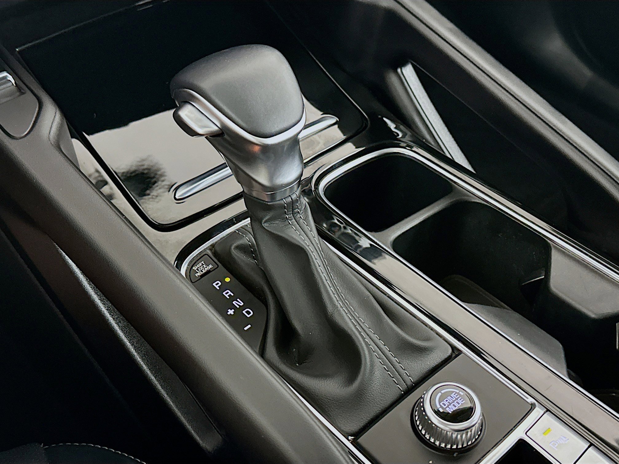 Used 2025 Kia Telluride S image 25