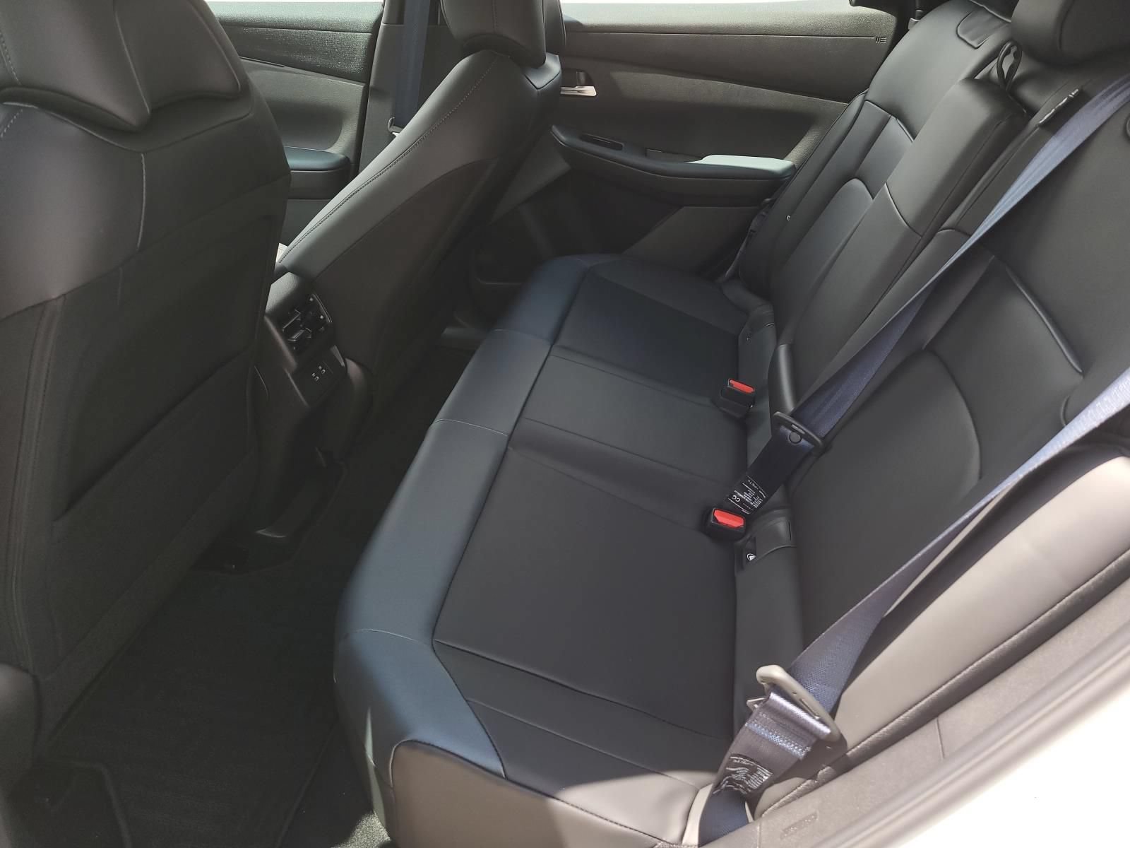 New 2026 Nissan Leaf SV+ w/ Floor Mat Package (SV+) FWD image 13