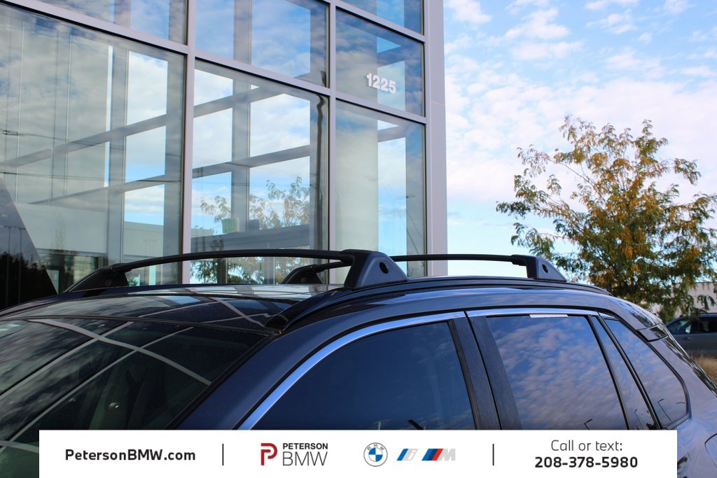 Used 2023 Toyota RAV4 XLE Premium image 9