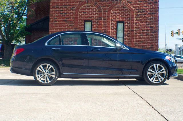 Used 2015 Mercedes-Benz C 300 4MATIC Sedan image 5