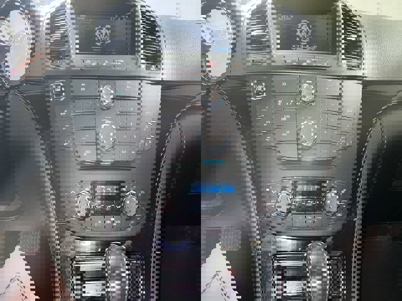 Used 2013 Buick Regal Premium FWD image 19