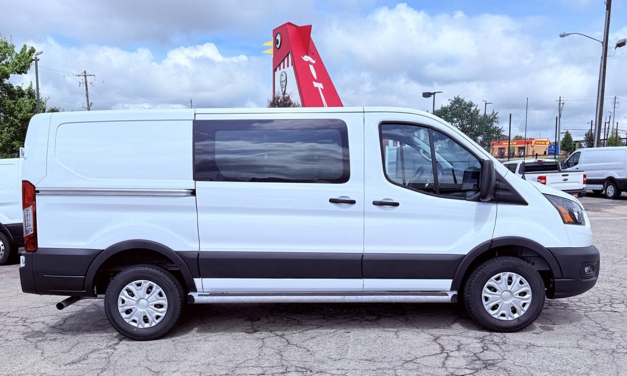 Used 2025 Ford Transit 250 Low Roof w/ Exterior Upgrade Package RWD image 9