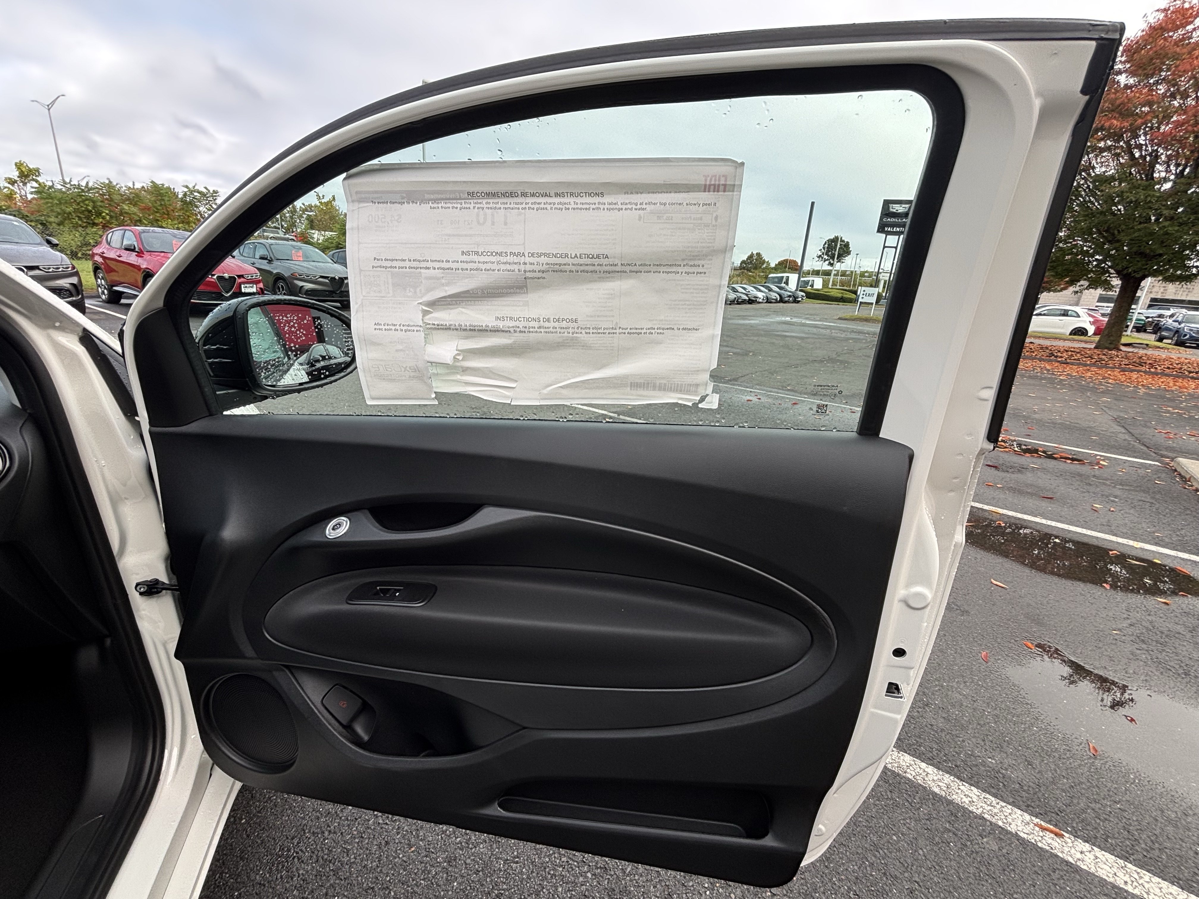 New 2026 FIAT 500 e w/ Comfort Group FWD image 32