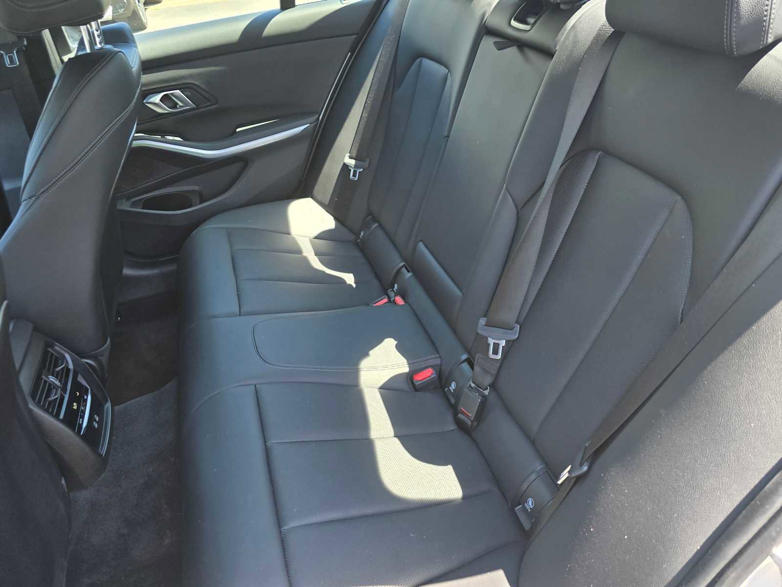 Used 2024 BMW 330i xDrive 330i xDrive w/ Convenience Package image 20