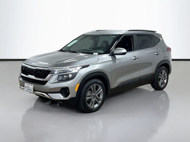 Certified 2023 Kia Seltos S FWD image 3