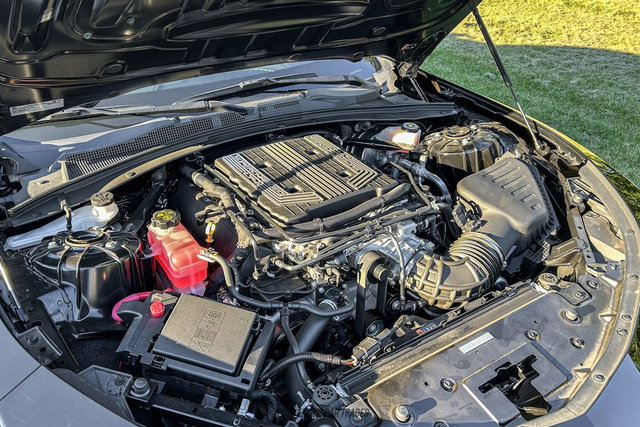 Used 2018 Chevrolet Camaro ZL1 w/ LPO, ZL1 Protection Package RWD image 24
