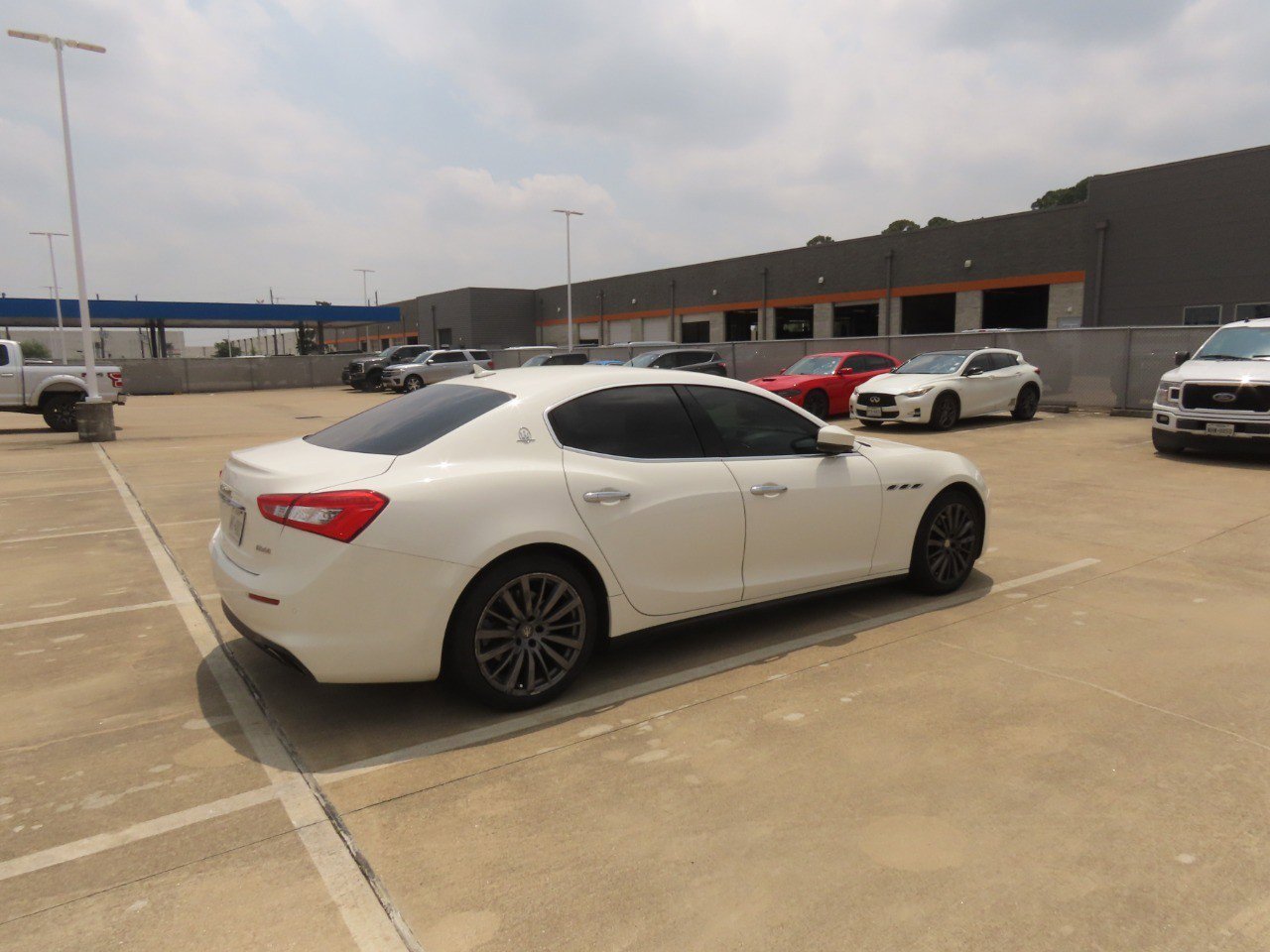 Used 2020 Maserati Ghibli RWD image 11