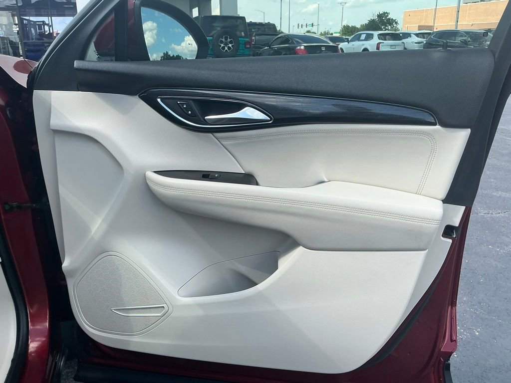 Used 2021 Buick Envision Essence FWD image 26