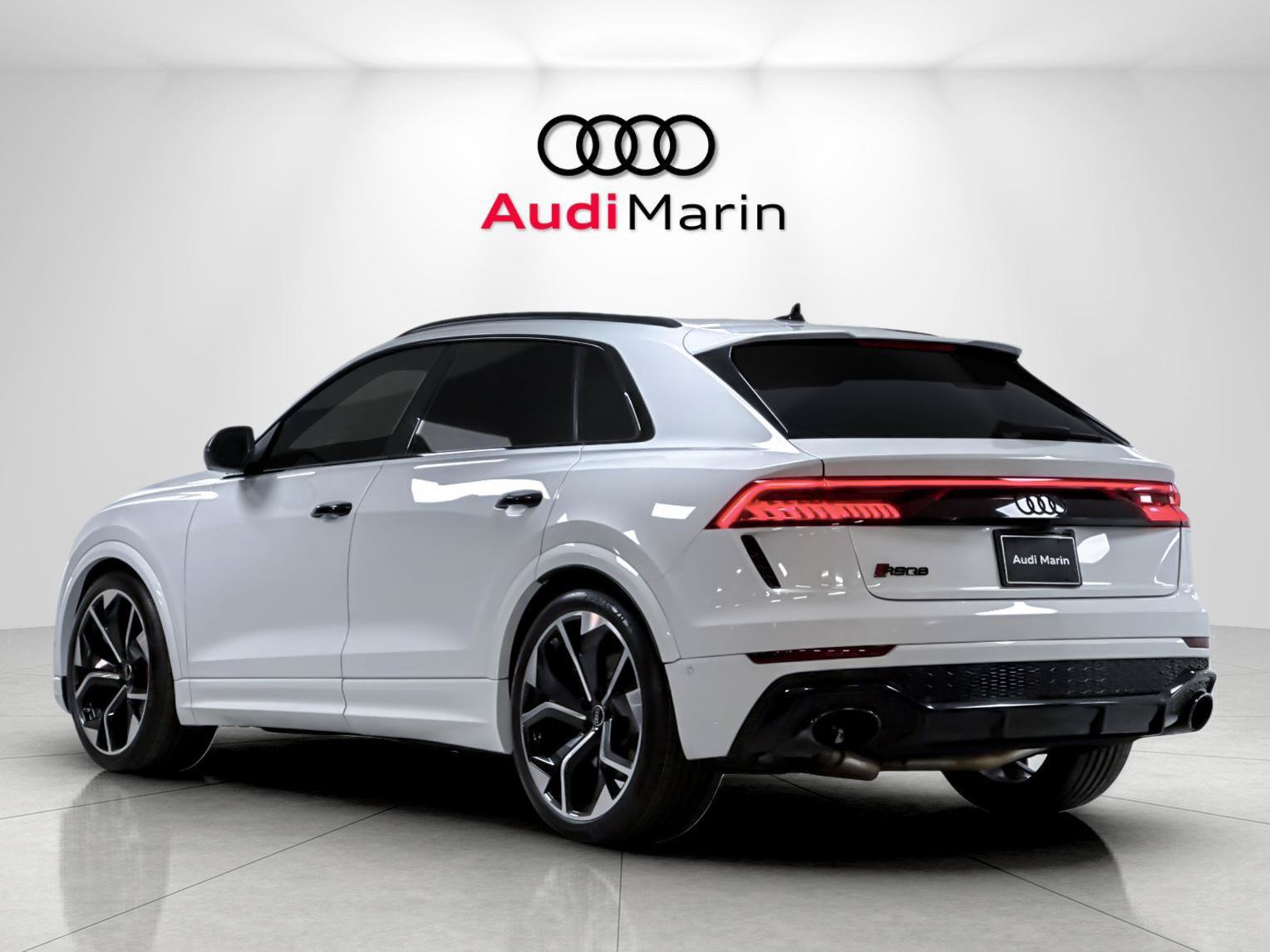 Certified 2024 Audi RS Q8 AWD/4WD image 3