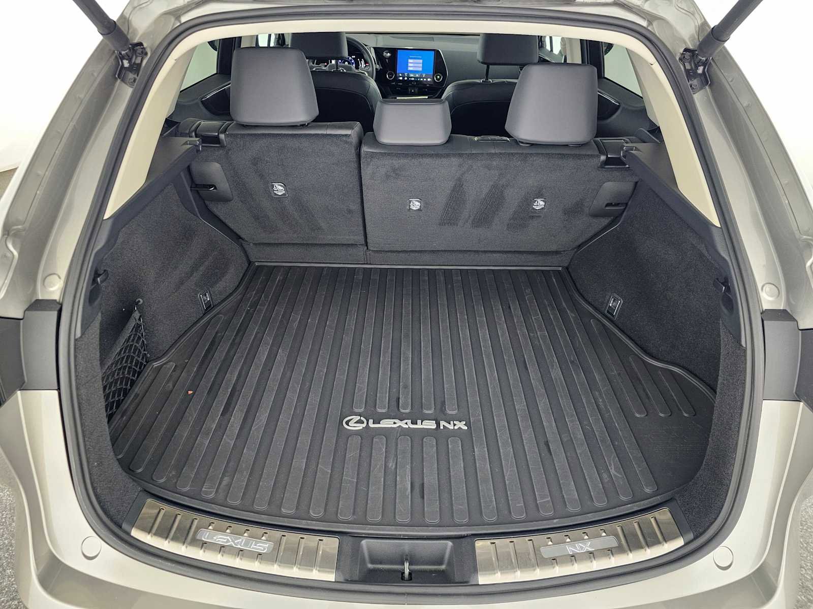 Used 2025 Lexus NX 250 FWD w/ Accessory Package (2T) image 14