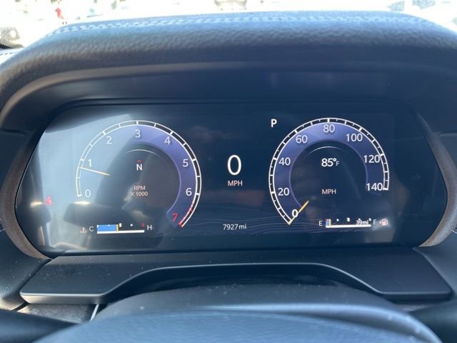 Used 2025 Jeep Grand Cherokee Limited w/ Black Appearance Package image 15