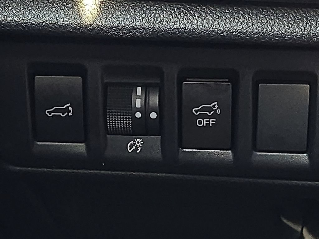 Used 2024 Subaru Outback Wilderness AWD/4WD image 18