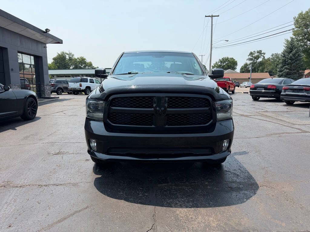 Used 2015 RAM 1500 Express AWD/4WD image 7