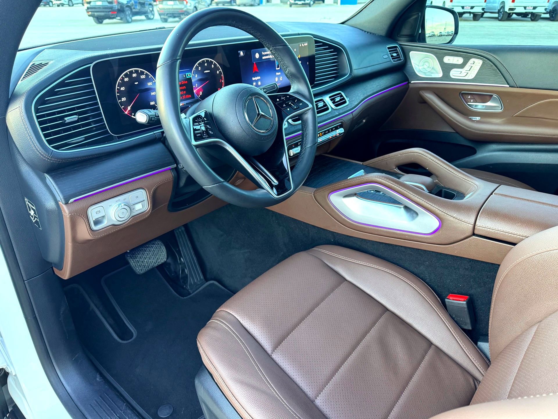 Used 2024 Mercedes-Benz GLE 350 4MATIC image 11