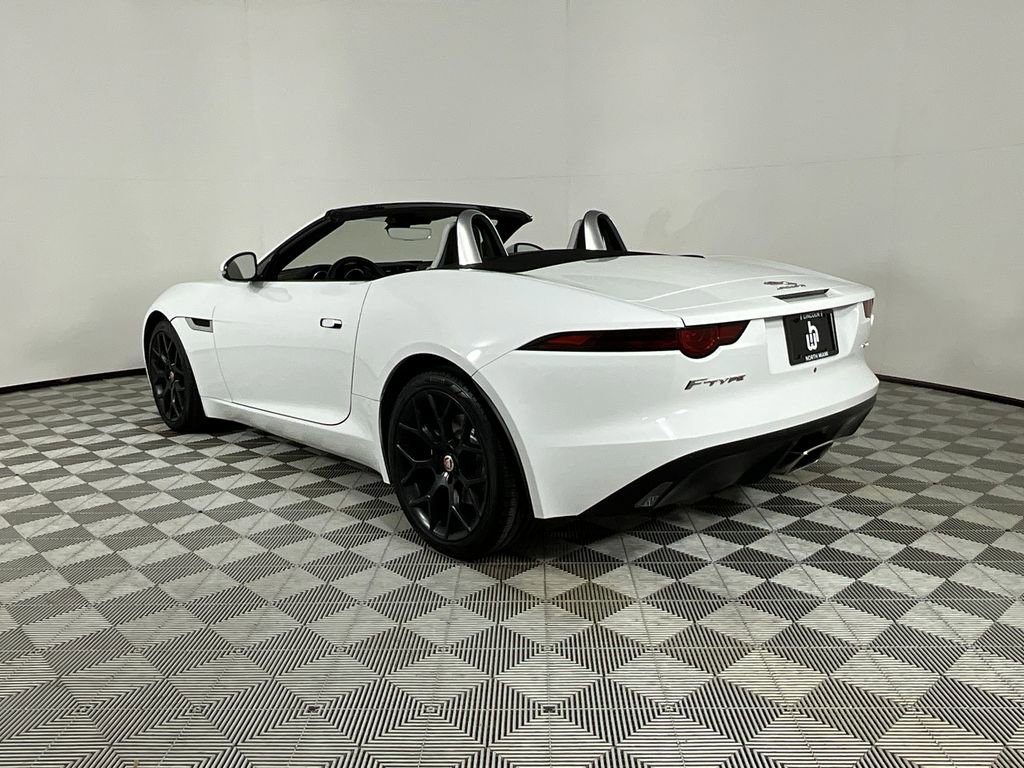 Used 2020 Jaguar F-TYPE Convertible RWD image 5