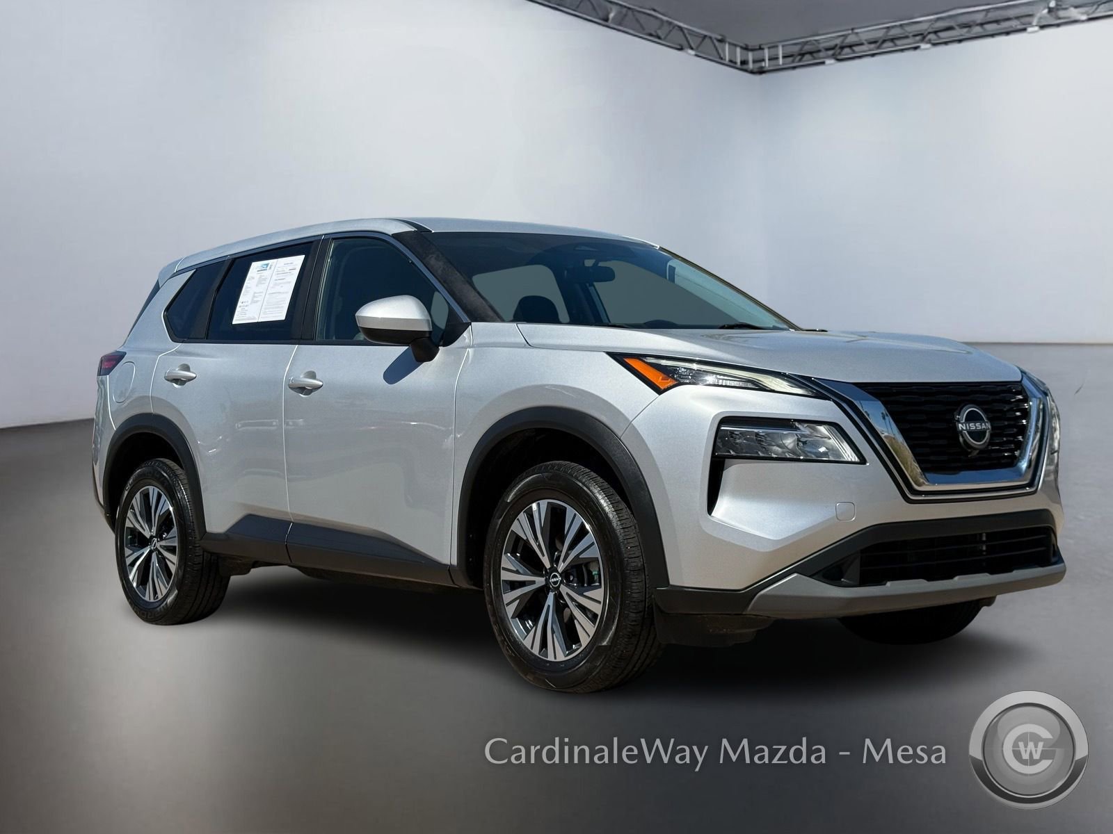 Used 2023 Nissan Rogue SV AWD/4WD image 2