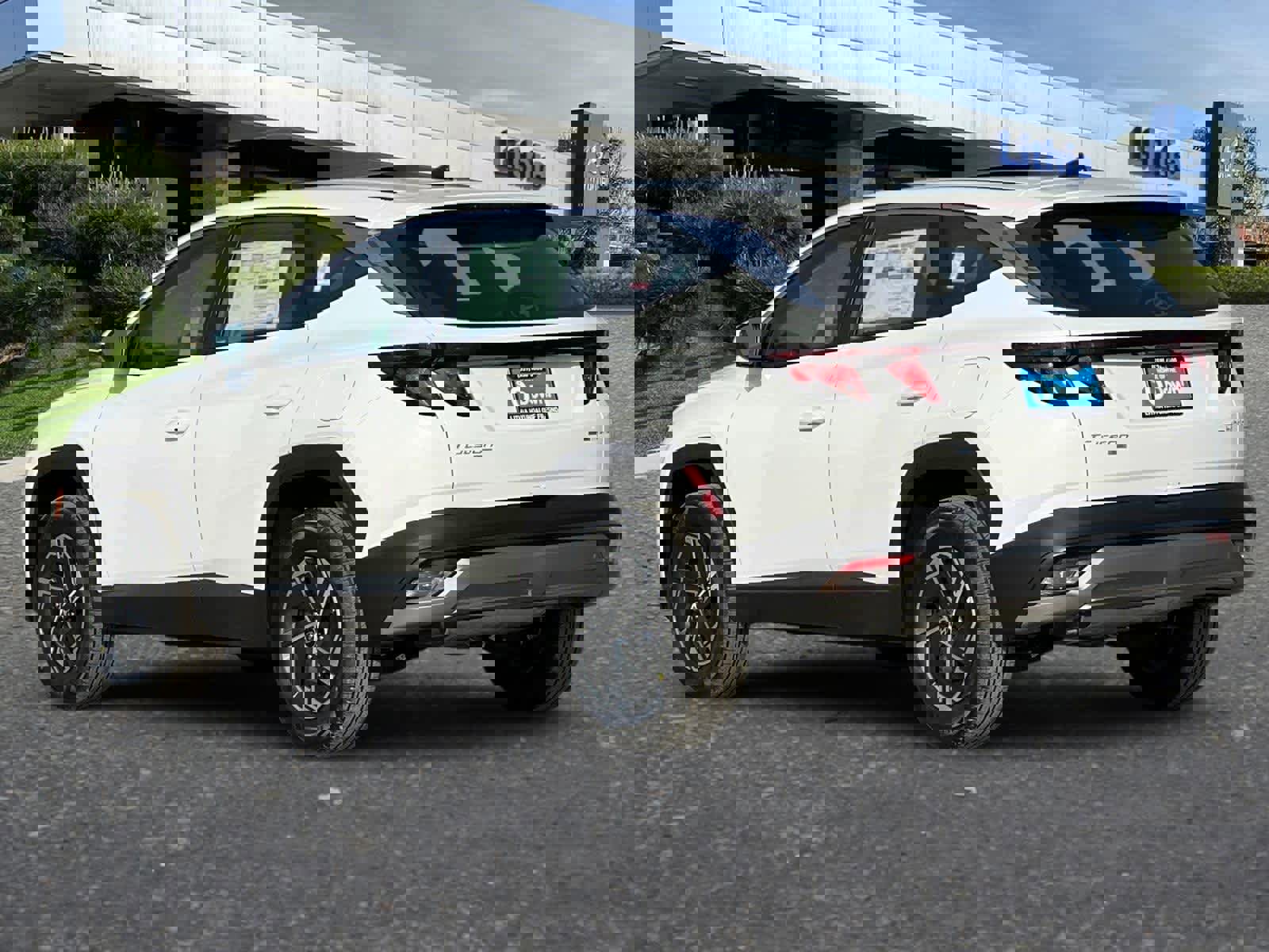 New 2026 Hyundai Tucson Blue SE image 6